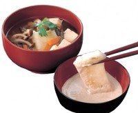 岩手県三陸地方の「くるみ雑煮」はお椀が２つ
