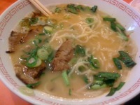 豚骨系？【金龍ラーメン 道頓堀店in大阪】